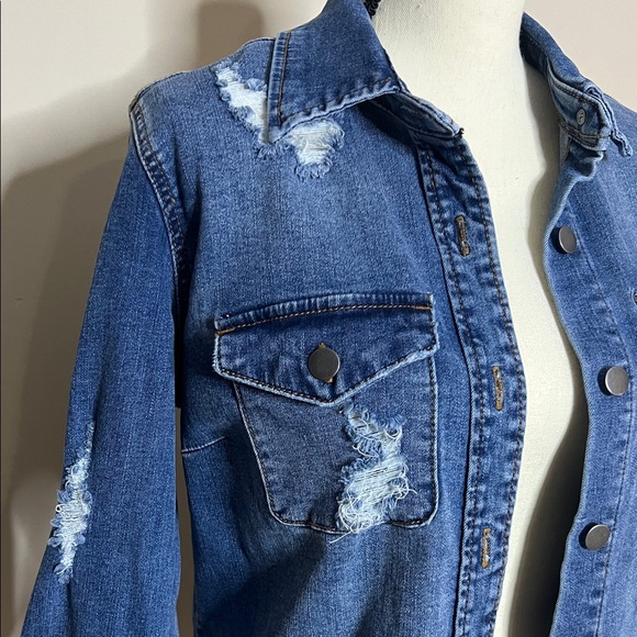 👖💙🥣🌀Kut Distressed Denim Jacket - Picture 3 of 11
